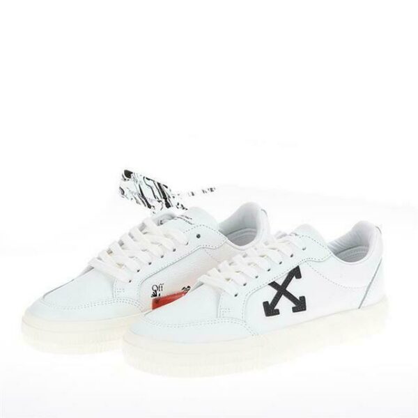 sayer canvas sneaker