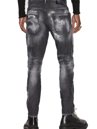 DSQUARED2 – ג’ינס דיסקוורד בצבע שחור דגם Skater jean