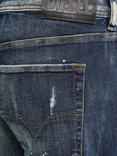 DIESEL – ג’ינס דיזל בצבע כחול דגם SLEENKER R097L
