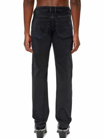 DIESEL – ג’ינס דיזל בצבע שחור דגם SLEENKER 0QWTX